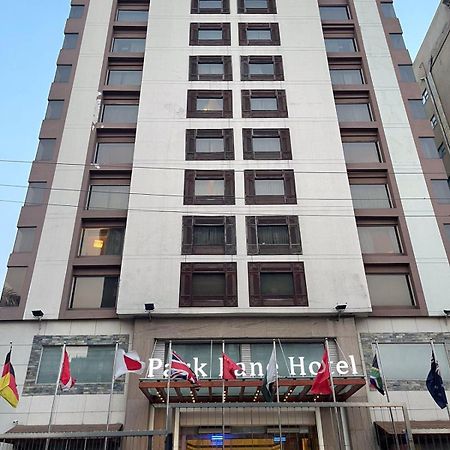 Park Lane Hotel Lahore Buitenkant foto