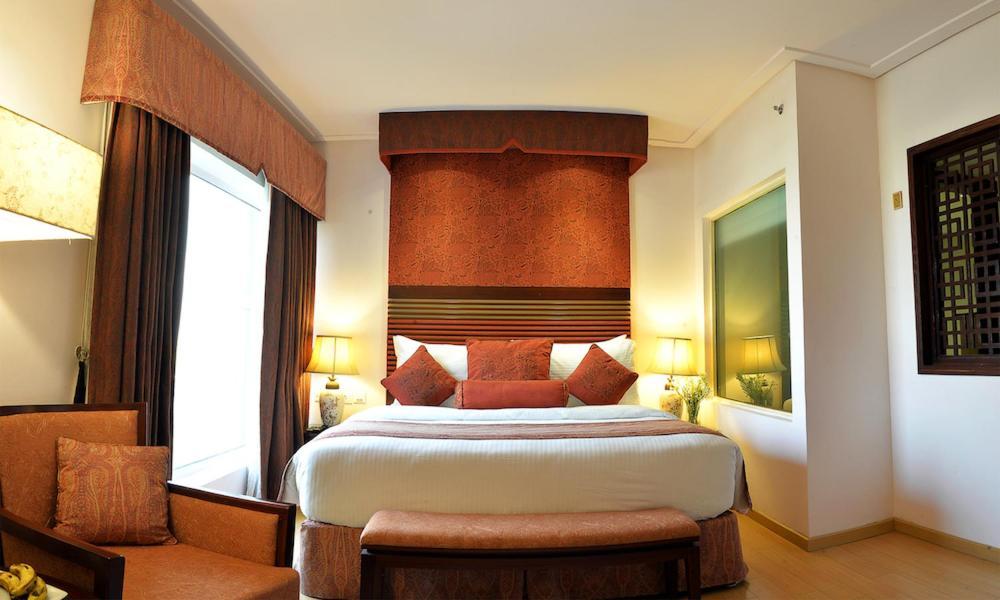 Park Lane Hotel Lahore Buitenkant foto