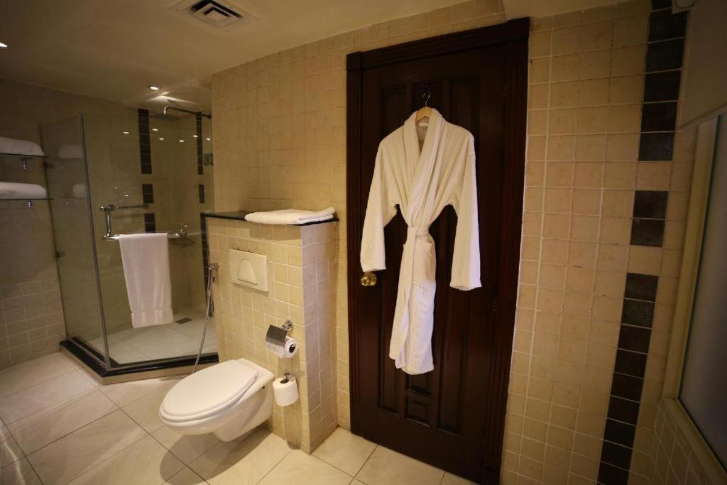 Park Lane Hotel Lahore Buitenkant foto
