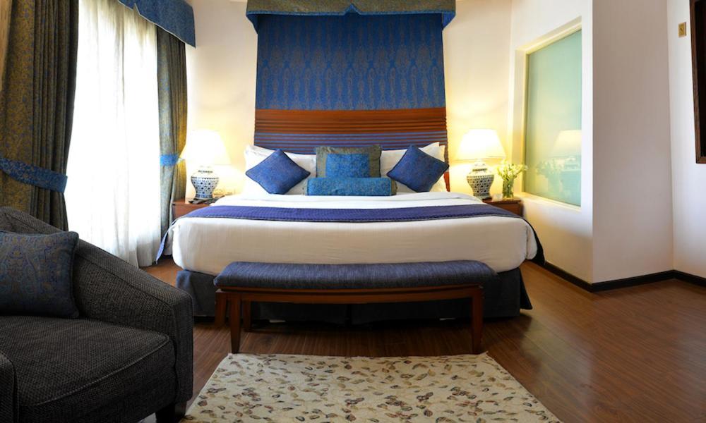 Park Lane Hotel Lahore Buitenkant foto